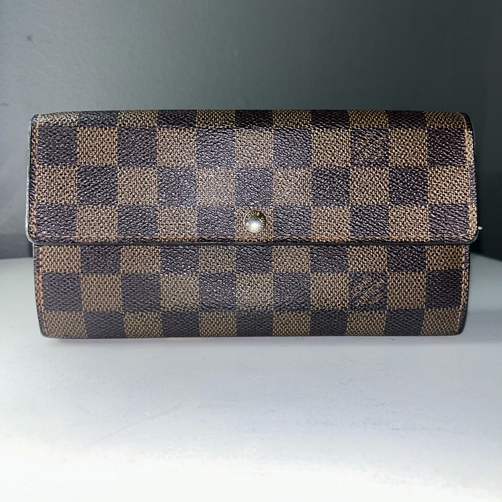 Louis Vuitton Damier Ebene Sarah Wallet CA2077 - Picture 1 of 12